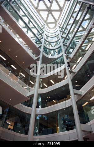 Intérieur d'Unilever (100 Victoria Embankment), Londres, Angleterre Banque D'Images