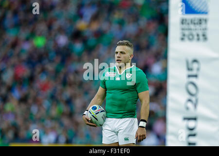 Londres, Royaume-Uni. 27 Sep, 2015. Coupe du Monde de Rugby. L'Irlande contre la Roumanie. Outhalf Irlande Ian Madigan © Plus Sport Action/Alamy Live News Banque D'Images