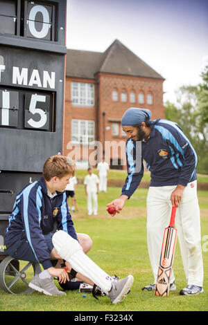 La partie inférieure 6e 1er cricket XI au King Edward's School à Birmingham, UK Banque D'Images