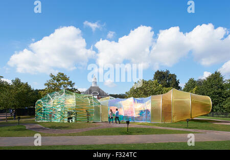 La serpentine Pavilion 2015 conçu par SelgasCano, Hyde Park, London, UK Banque D'Images