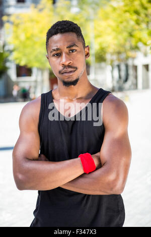 Portrait d'un beau sportif Banque D'Images