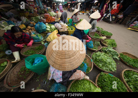 Marché de Dong Ba, Hue, Vietnam Banque D'Images