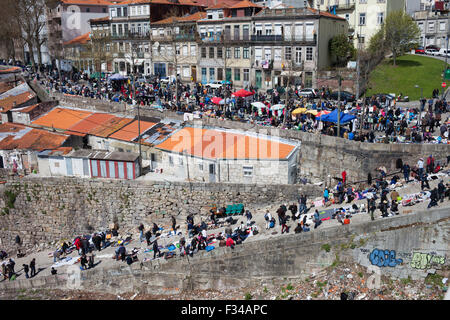 Marché aux Puces de Vandoma à Porto, Portugal Banque D'Images