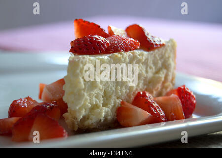 Cheesecake aux fraises Banque D'Images