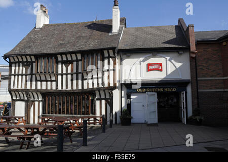 The Old Queens Head public House, un bâtiment à ossature de bois tudor centre-ville de Sheffield, Angleterre pub anglais 15ème siècle bâtiment classé grade II * Banque D'Images