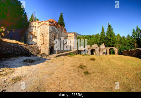 L'église de Panayia Hodiguitria sur le site historique de Mystras, un château byzantin en Grèce Banque D'Images