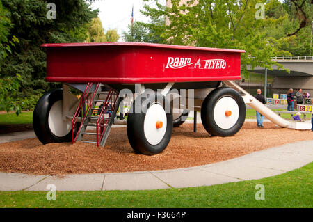 Red Wagon toboggan, parc Riverfront, Spokane, Washington Banque D'Images