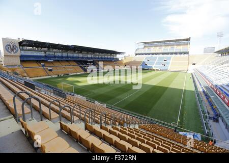 Pamplona, Espagne. Août 28, 2015. L'Estadio El Madrigal, vue générale, le football espagnol : 'Liga BBVA' match entre Villarreal CF 3-1 RCD Espanyol au Madrigal stadium à Alicante, Espagne . © Kawamori Mutsu/AFLO/Alamy Live News Banque D'Images