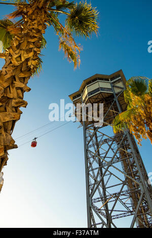 Torre Sant Sebastià de Port Vell, Téléphérique Teleférico del Puerto, Barcelone Barceloneta, Barcelone, Catalogne, Espagne Banque D'Images