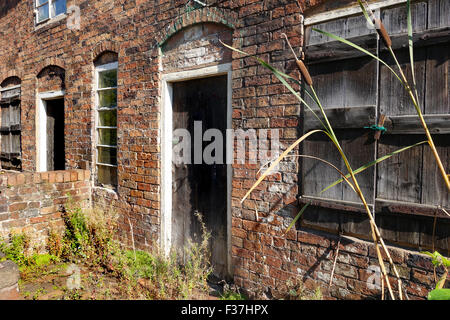 Ligne charpentiers cottages à Coalbrookdale Uk début du 19ème siècle maison pour les travailleurs Banque D'Images