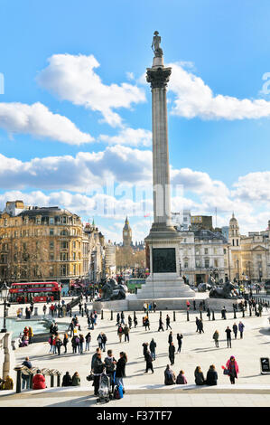 Trafalgar Square et la Colonne Nelson, Londres, Angleterre, Royaume-Uni Banque D'Images