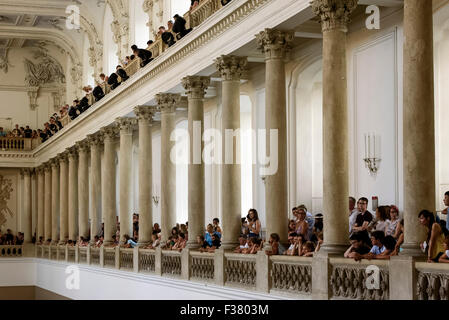 L'école espagnole à la formation dans le hall baroque, Vienne, Autriche, patrimoine mondial Banque D'Images