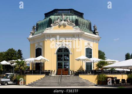 Pavillon de l'empereur au zoo du château de Schönbrunn, Vienne, Autriche, patrimoine mondial Banque D'Images