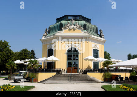 Pavillon de l'empereur au zoo du château de Schönbrunn, Vienne, Autriche, patrimoine mondial Banque D'Images