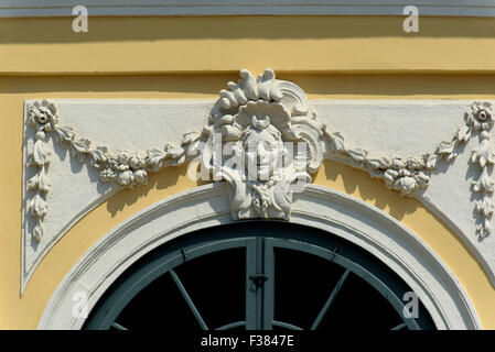 Pavillon de l'empereur au zoo du château de Schönbrunn, Vienne, Autriche, patrimoine mondial Banque D'Images