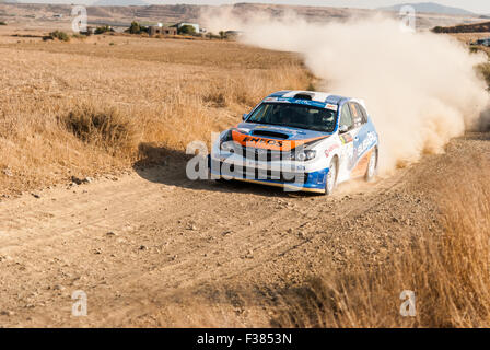 27.09.2015 rallye de Chypre. BUTVILAS Dominykas pilote, co-pilote Kamil Heller. Pologne SUBARU RALLY TEAM. L'étape finale. Tseri. Banque D'Images