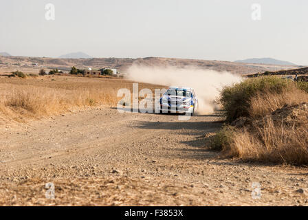 27.09.2015 rallye de Chypre. Voztech STAJF Pilote, co-pilote Frantisek RAJNDHA. Canard SUBARU CZECH NATIONAL TEAM. L'étape finale. Tseri. Banque D'Images