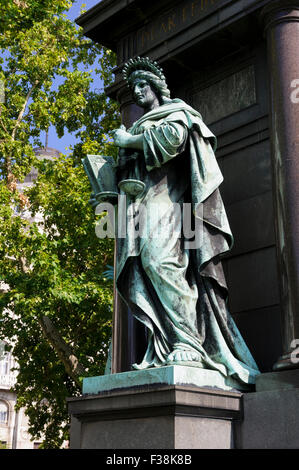 Monument de Ferenc Deák à Budapest, Hongrie. Banque D'Images