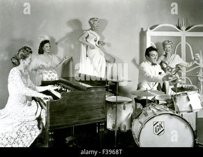 GENE KRUPA (1909-1973), batteur de jazz américain Banque D'Images