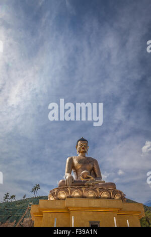 Dordenma Bouddha donnant sur la vallée de Thimphu, Bhoutan Banque D'Images