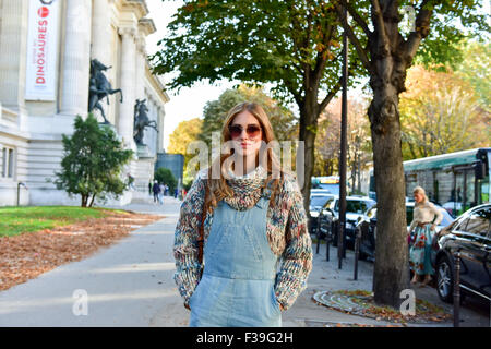 Blogger Chiara Ferragni posant à l'extérieur de la piste Chloe montrer lors de la Fashion Week de Paris - 1 Oct 2015 - Photo : Manhattan piste/Céline Gaille ***pour un usage éditorial uniquement*** Mindesthonorar 50,- EUR/frais minimum 50,- EUR/photo alliance Banque D'Images