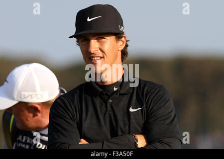 Kingsbarns, en Écosse. 09Th Oct, 2015. Alfred Dunhill Links Golf, deuxième tour. Thorbjorn Olesen de Danemark sur la 9e fairway Crédit : Action Plus de Sports/Alamy Live News Banque D'Images