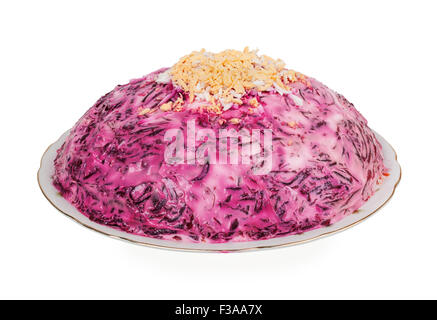 Salade de harengs traditionnel russe isolé sur fond blanc Banque D'Images