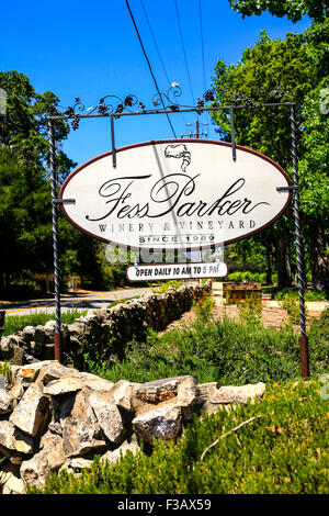 Fess Parker Winery and Vineyards signe dans le coeur FOXEN Canyon, partie de comté de Santa Barbara en Californie Banque D'Images