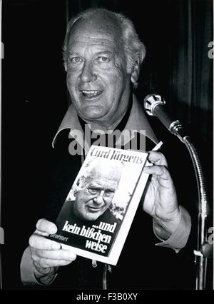 03 janvier, 1968 - 28e Foire du livre à Francfort : le show-business a toujours sa place sur la scène internationale du livre de Francfort. Cette année, Curd Jurgens est l'une des stars, présenter ses mémoires. Après avoir eu du succès avec une chanson du même titre, l'acteur allemand espère que son livre''. et pas dans le moins sage'' deviendra aussi un coup. À l'occasion du 28e Salon du livre (16e au 21 septembre), qui est la plus grande foire de la littérature dans le monde, certaines maisons d'édition 4000 de 63 pays présents plus de 270,000 livres, dont 83,000 derniers arrivants. (Crédit Image : © Keystone Press Agency/Keystone USA via Banque D'Images