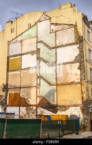 Aperçu de l'ancien bâtiment pendant les travaux de démolition Banque D'Images