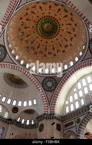 L'intérieur de la mosquée Suleymanie, District de Fatih, Istanbul. La Turquie Banque D'Images