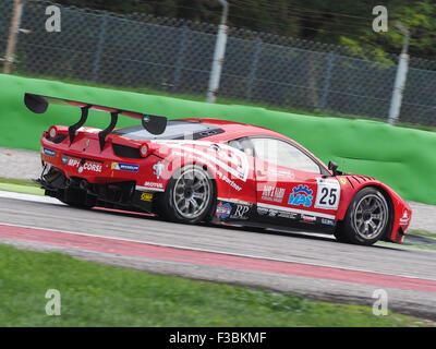 Monza, Italie, 2 octobre 2015 - Valentino Fornaroli avec Ferrari 458 de MP1 Corse team Crédit : Edoardo Nicolino/Alamy Live News Banque D'Images