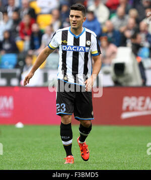 Udine, Italie. 4 octobre, 2015. Le milieu de terrain de l'Udinese Marquinho ressemble au cours de la Serie A italienne match de football entre l'Udinese Calcio v Genoa Cfc au stade Friuli le 4 octobre, 2015 à Udine. Credit : Andrea Spinelli/Alamy Live News Banque D'Images