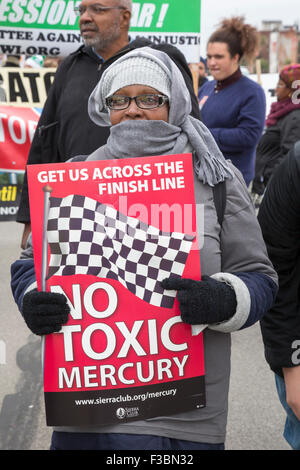 Le Detroit de Mars pour la Justice, qui a réuni des personnes concernées par l'environnement, de la justice raciale, et des questions similaires. Banque D'Images