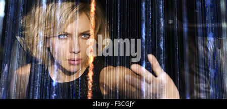 LUCY 2014 Canal + film avec Scarlett Johansson Banque D'Images