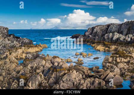 Voir l'ensemble de Garinish Ballydonegan Bay vers Allihies, Péninsule de Beara, comté de Cork, Irlande Banque D'Images