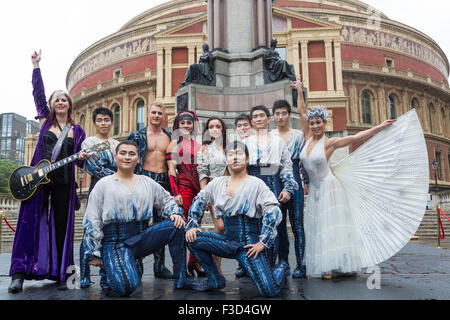 Londres, Royaume-Uni. 05/10/2015. Une séance de photos pour le nouveau spectacle du Cirque du Soleil Amaluna qui premiers ministres provinciaux au Royal Albert Hall le 16 janvier 2016. Le spectacle marque le 20e anniversaire du Cirque du Soleil au Royal Albert Hall. Crédit : Images éclatantes/Alamy Live News Banque D'Images