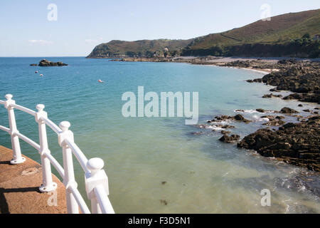 Le littoral nord de l'Jersey à Bonne Nuit Banque D'Images