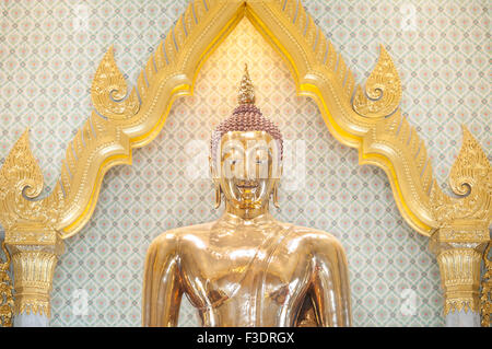 La plus grande statue de Bouddha en or massif dans le monde entier, Wat Traimit, Bangkok, Thaïlande Banque D'Images