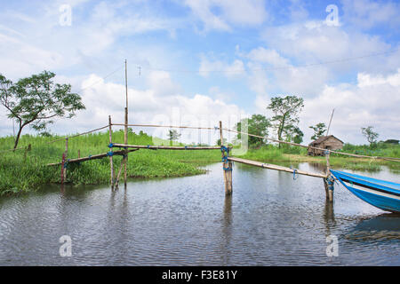 Les terres agricoles et les canaux et à la région de l'Irrawaddy en Birmanie. Banque D'Images