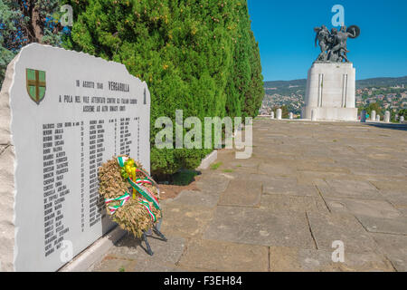 La colline de San Giusto Trieste, monuments sur le sommet de la colline de San Giusto dans le vieux quartier de Trieste, en Italie. Banque D'Images