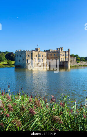 Le Château de Leeds, près de Maidstone, Kent, England, UK Banque D'Images