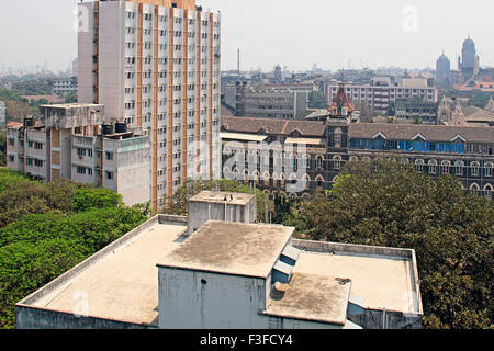 Collège Saint-Xavier ; ancien bâtiment ; Terminus Victoria ; VT ; Terminus Chhatrapati Shivaji ; CST ; fort ; Bombay ; Mumbai ; Maharashtra ; Inde ; Asie Banque D'Images