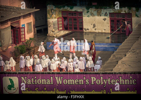 L'école islamique des femmes dans le district de Dharavi, Mumbai (Inde) Banque D'Images