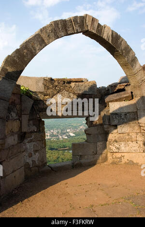 Pavagadh Champaner célébration ; salle utilisée pour des réunions secrètes et des célébrations ; colline de pavagadh Panchmahals Gujarat Banque D'Images