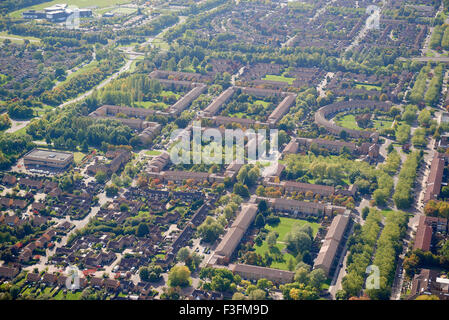 Vue aérienne d'une habitation moderne, Milton Keynes, Angleterre du Sud-Est, Royaume-Uni Banque D'Images