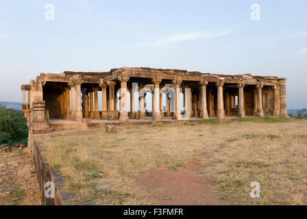 Pavagadh Champaner Jal Mahal ; une station balnéaire près de vada talao roi Mahmud Begda Panchmahals Banque D'Images