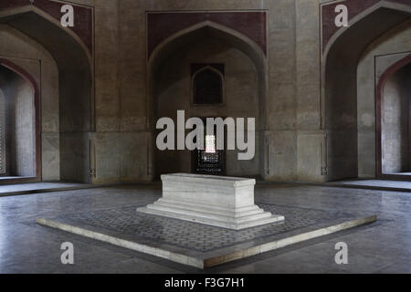 Chambre principale tombe dans la Tombe de Humayun construit en 1570 ; Delhi ; Site du patrimoine mondial de l'Inde Banque D'Images