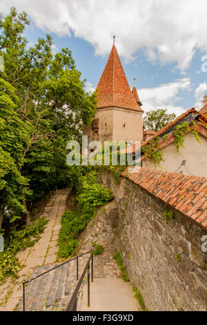 Sighisoara, Romania-July 03, 2015 : tour d'angle historique la garde des murs de la ville.. Banque D'Images