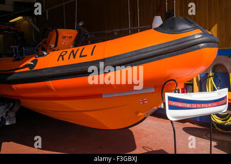 La classe B de la RNLI lifeboat stationnés à Staithes, North Yorkshire, England, UK Banque D'Images